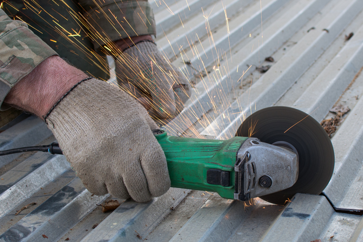 A Guide on How to Cut Metal Roofing | 1st Coast Metal Roofing Supply